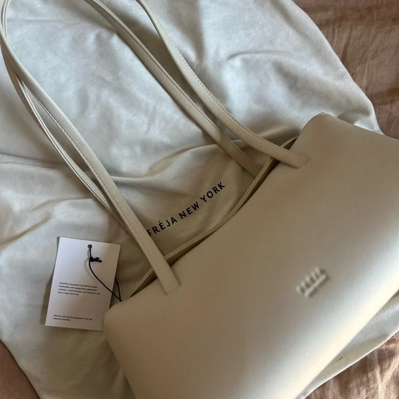 NWT Freja Chrystie Bag Oat - Picture 13 of 13